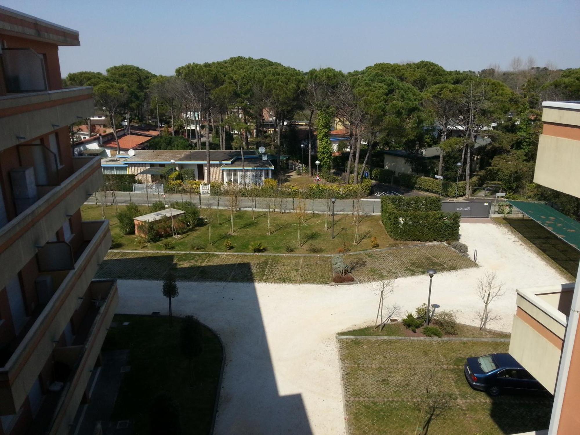 Adorable Flat For 6 Guests Next To Bibione Pineda Apartment Exterior photo